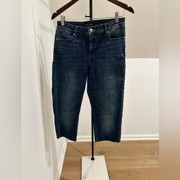 Lucky Brand Dark Wash Capri Jeans - Picture 1 of 2